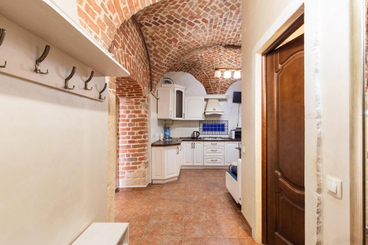 Spirit Of Old Lviv Apartment Main Square エクステリア 写真