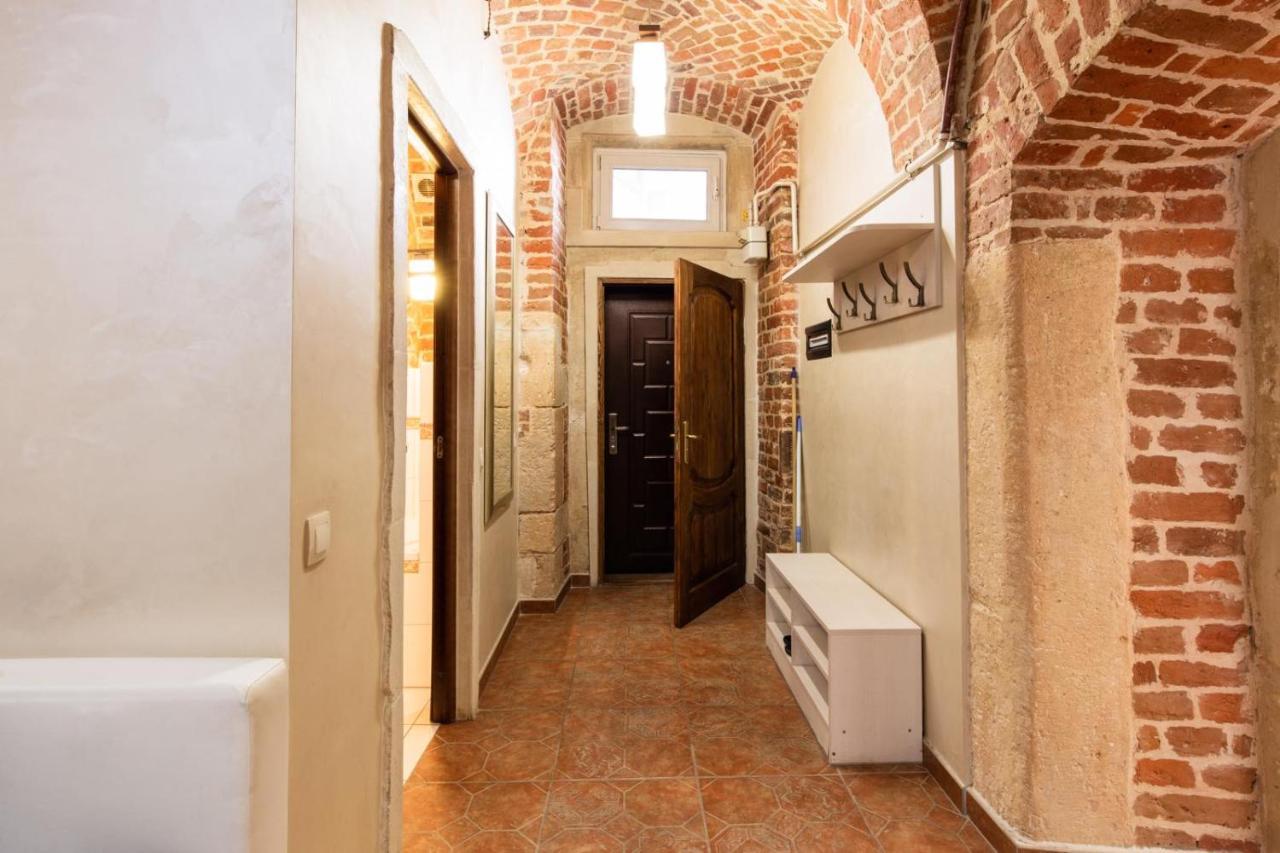 Spirit Of Old Lviv Apartment Main Square エクステリア 写真